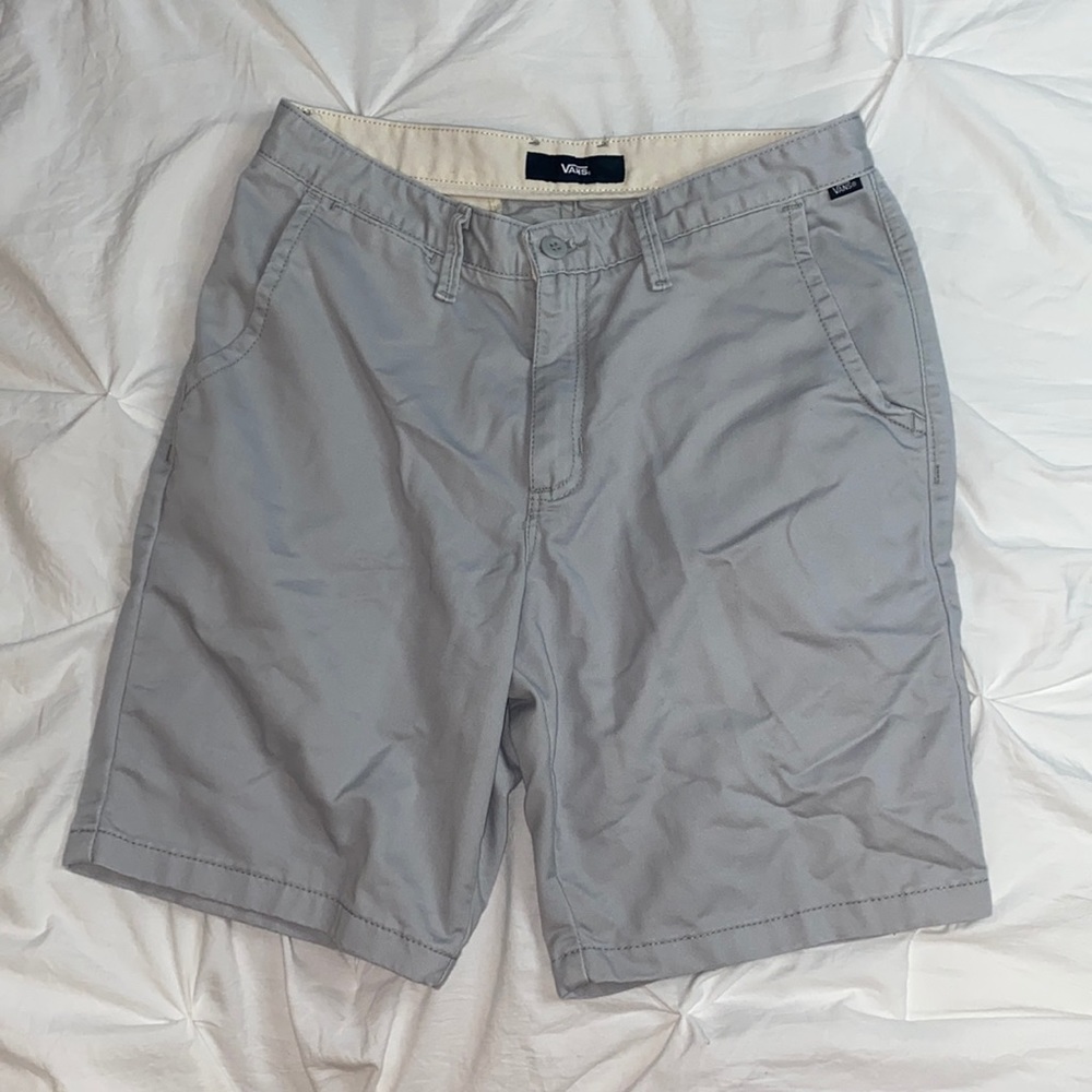 vans 32 khaki shorts